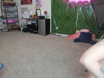girl pr3ttyp1nkpussy image #2331225