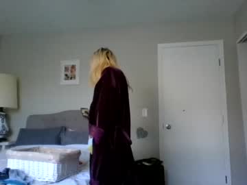girl freeeeeak5 image #3997396