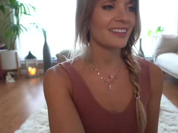 girl phoenix_taylor image #1978070