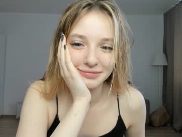 girl olli_ver image #3214959