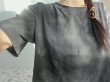 girl so_big_boobs image #1039376