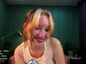 girl dinablush image #2524556
