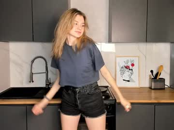 girl taytechubb image #4020590