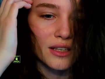 girl demurelixir image #1797474