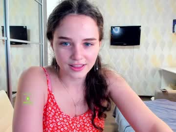 girl demurelixir image #2407913