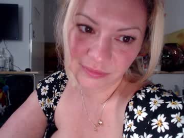 girl kiradivine image #1746542