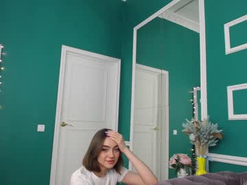 girl adelewilson__ image #1062379