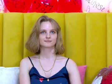 girl nicolenelsons image #3979865