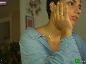 girl arletnoa image #484010