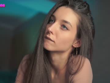 girl angels_kiss image #3783667
