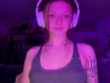 girl ultravioletts image #4042176