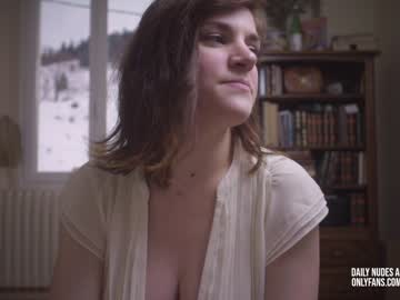 girl claire_moulin image #1040919