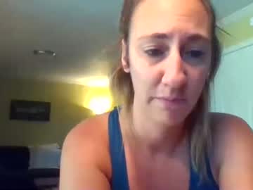 girl harmlesshedone image #2177100