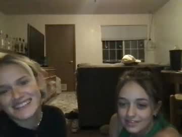 girl lily_lovelace777 image #2000634