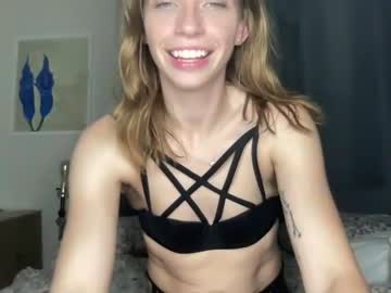 girl rheastar image #3942372