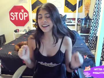 girl violetttflowers image #3640765