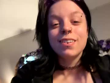 spookydollface_666 every day cam
