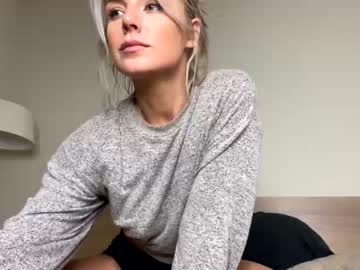 girl theselina_kyle image #433277