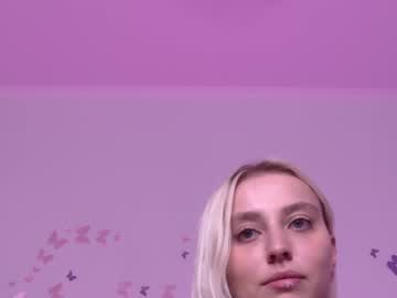 girl shycinderella image #2148800