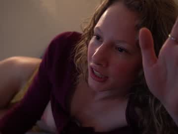 girl sistinehashands image #3810949