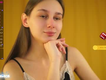 girl dainty_bit image #3146155