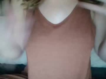 girl milkymommiess image #4013361