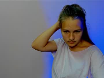 girl dina__di image #2555221