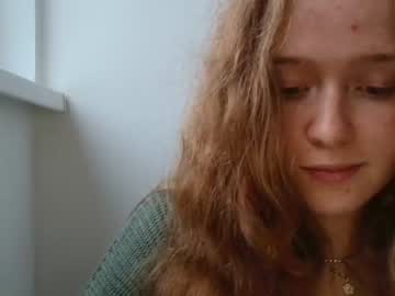 girl bonniecain image #3953110
