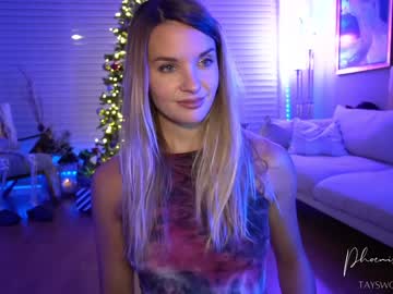 girl phoenix_taylor image #743523