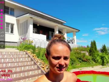 girl misss_vikki image #2045543