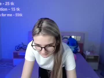 girl amelialuck image #3723869