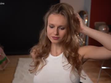 girl chillwithkira image #3348171