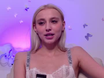 girl shycinderella image #1581443