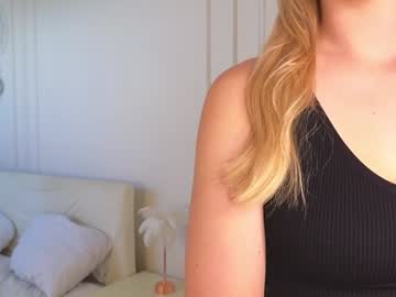 girl arletteeveringham image #4027085