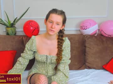 girl toxl image #1020299