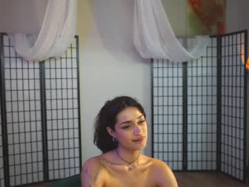 girl jadeperez_ image #1820321