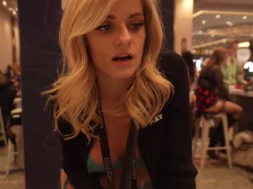 girl blondiekayy image #3426764