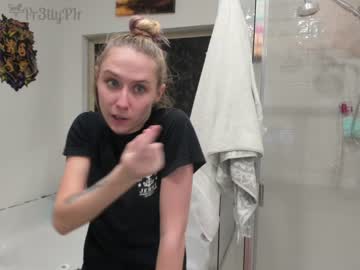 girl pr3ttyp1nkpussy image #2596420