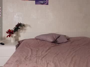 mia_frizz every day cam
