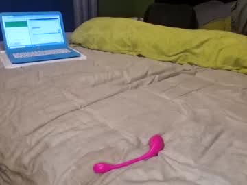 couple footjobfreaks image #1642066