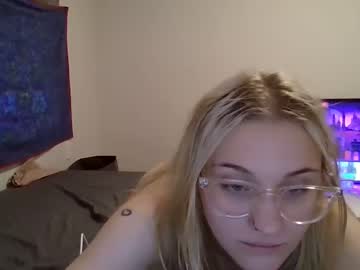 girl shortnsweetie image #3966510