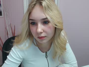 girl lila_page image #1127299