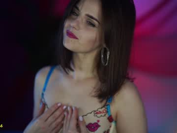 girl excitease image #2739818