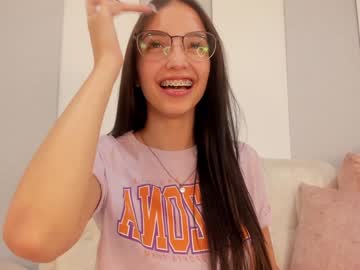 girl isabella_torres_ image #2803256