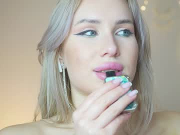 girl pearl_blonde image #1173716