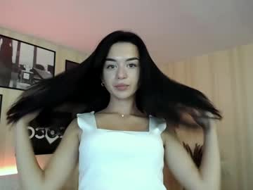 girl zara_larison image #2534750
