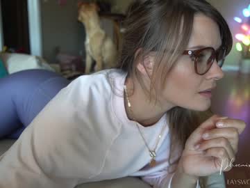 girl phoenix_taylor image #2086132