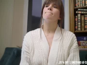 girl claire_moulin image #3260172