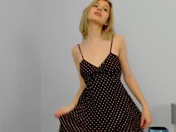 girl carolinadiary image #3918253