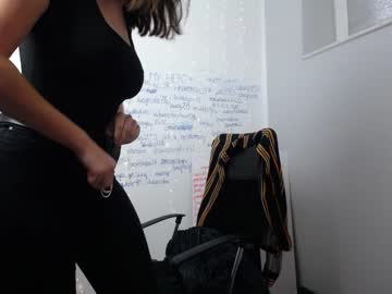 girl yourcrazyneightbor image #3013429